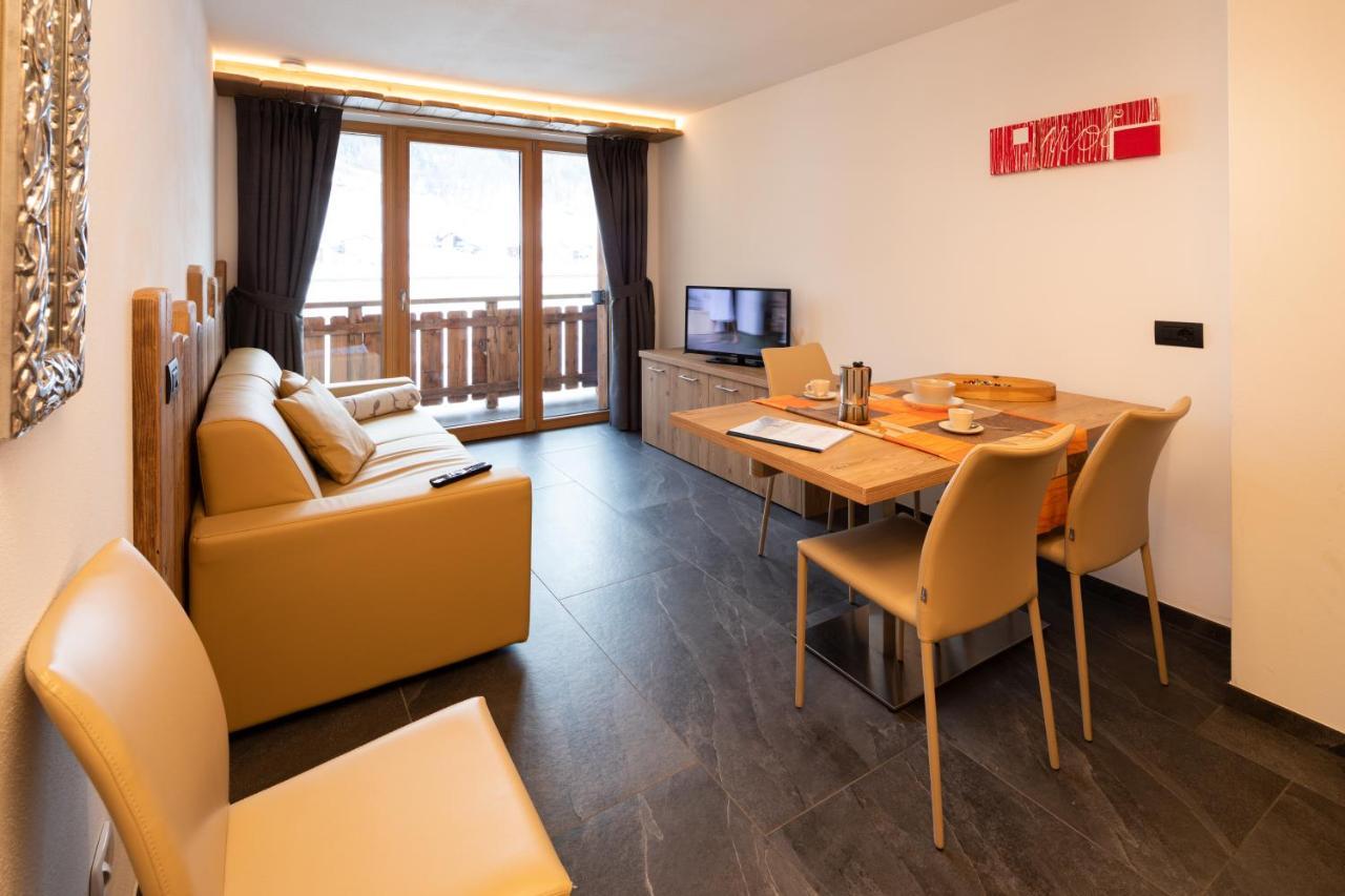 Casa Giusto Apartment Livigno Exterior photo